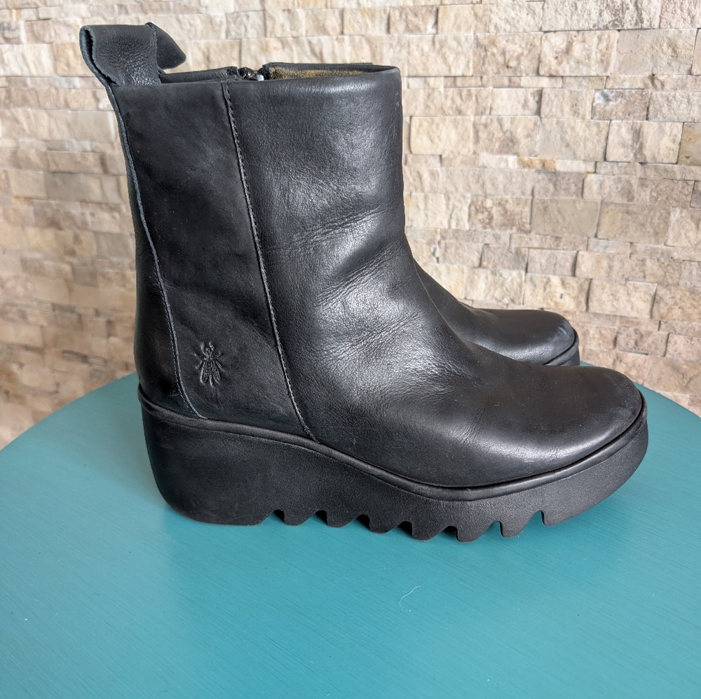 Fly London Baan Platform Ankle Lug Boots Chunky Minimalist Sz EU 42/US 11